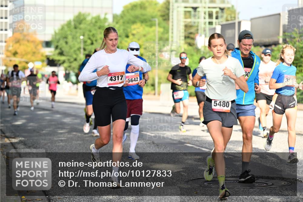 06.09.2026 - CURREX Alsterlauf Dr. Thomas Lammeyer http://msf.ph/oto/10127833 06.09.2026 09:47:52 Laufen 4317, 5642, 5642, 5480, 60, 3 meine-sportfotos.de