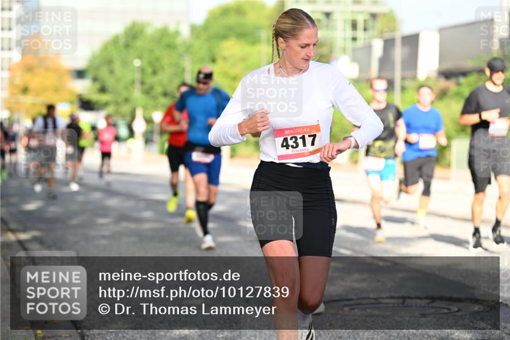06.09.2026 - CURREX Alsterlauf Dr. Thomas Lammeyer http://msf.ph/oto/10127839 06.09.2026 09:47:54 Laufen 4317 meine-sportfotos.de