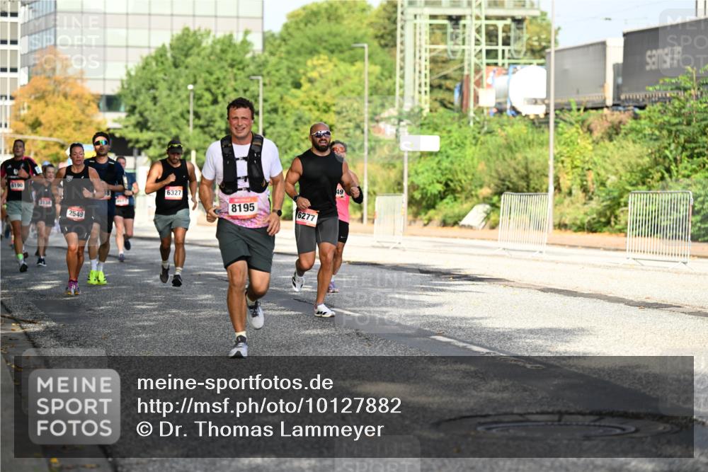 06.09.2026 - CURREX Alsterlauf Dr. Thomas Lammeyer http://msf.ph/oto/10127882 06.09.2026 09:47:58 Laufen 6190, 2549, 6327, 8195, 6277, 49 meine-sportfotos.de