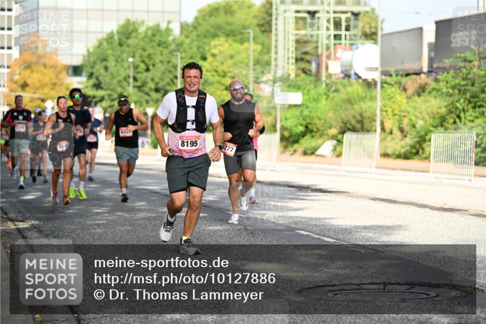 06.09.2026 - CURREX Alsterlauf Dr. Thomas Lammeyer http://msf.ph/oto/10127886 06.09.2026 09:47:59 Laufen 254, 6322, 8195, 6277 meine-sportfotos.de
