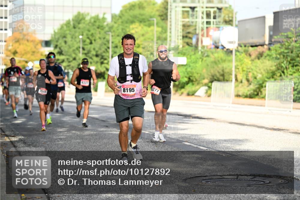 06.09.2026 - CURREX Alsterlauf Dr. Thomas Lammeyer http://msf.ph/oto/10127892 06.09.2026 09:47:59 Laufen 2549, 6327, 8195, 6277 meine-sportfotos.de
