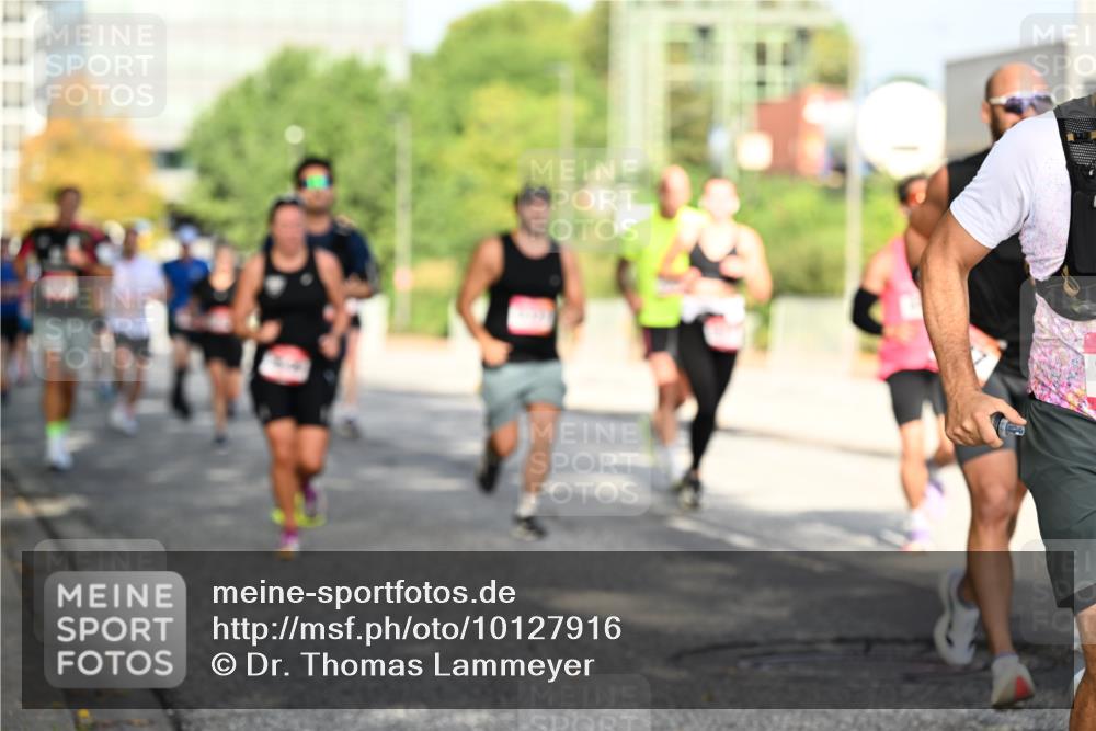 06.09.2026 - CURREX Alsterlauf Dr. Thomas Lammeyer http://msf.ph/oto/10127916 06.09.2026 09:48:01 Laufen  meine-sportfotos.de
