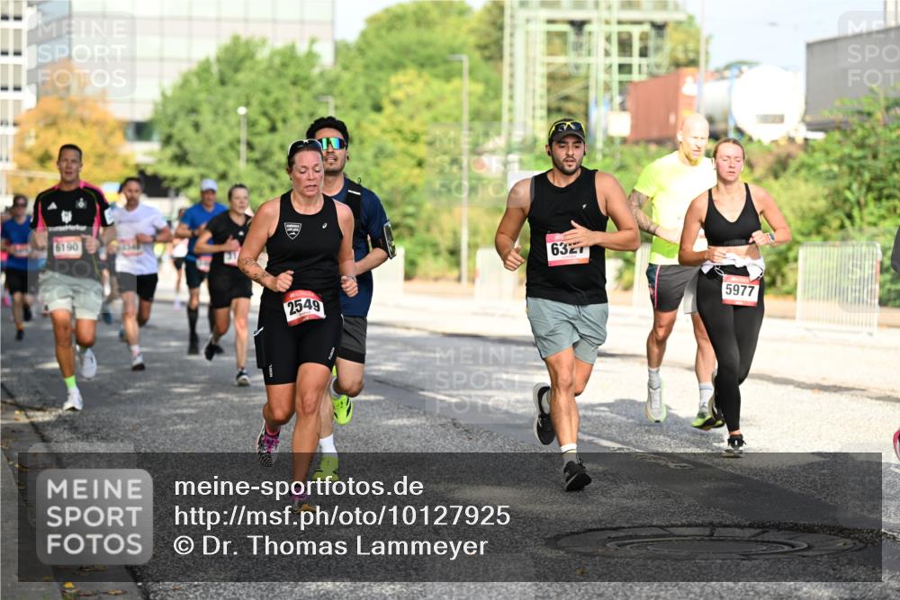 06.09.2026 - CURREX Alsterlauf Dr. Thomas Lammeyer http://msf.ph/oto/10127925 06.09.2026 09:48:02 Laufen 6190, 2549, 6327, 5977 meine-sportfotos.de