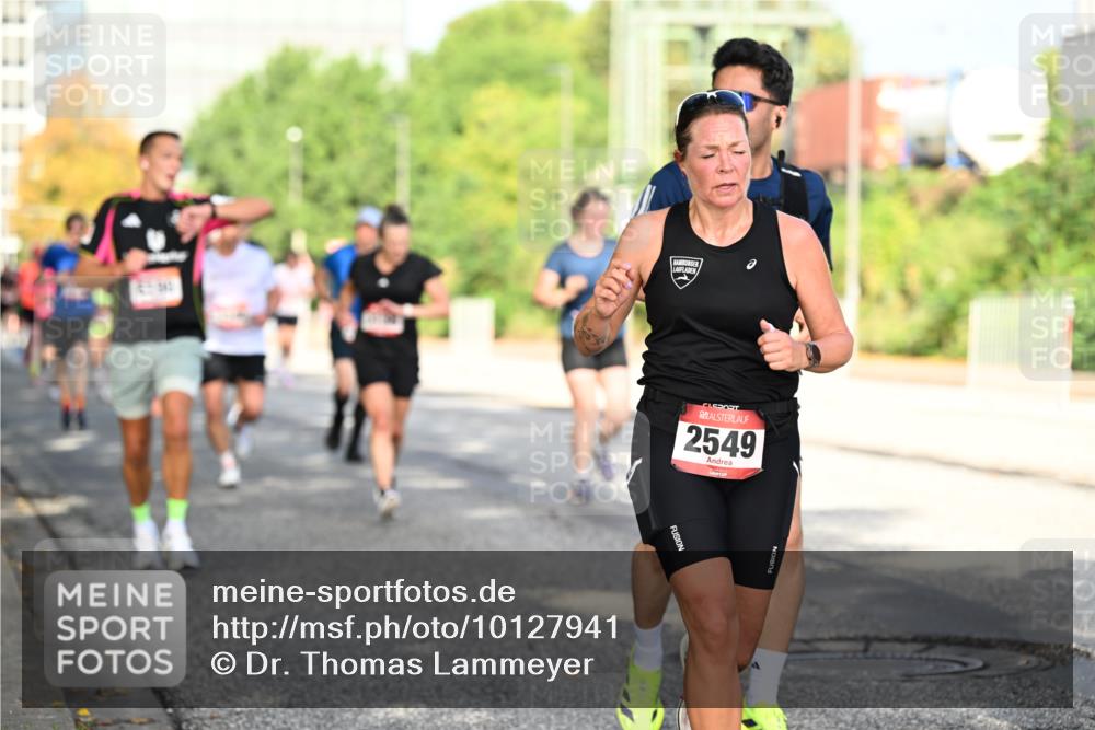 06.09.2026 - CURREX Alsterlauf Dr. Thomas Lammeyer http://msf.ph/oto/10127941 06.09.2026 09:48:04 Laufen 2549 meine-sportfotos.de