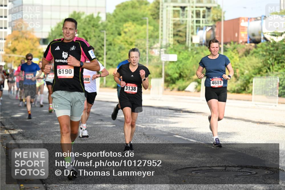 06.09.2026 - CURREX Alsterlauf Dr. Thomas Lammeyer http://msf.ph/oto/10127952 06.09.2026 09:48:05 Laufen 6190, 340, 3138, 4681 meine-sportfotos.de