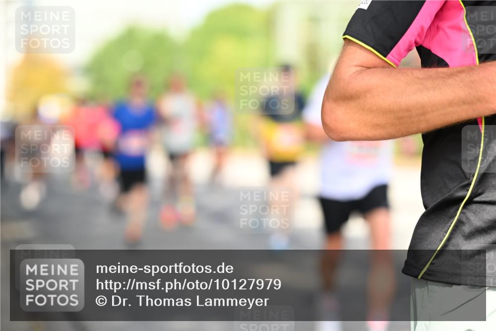 06.09.2026 - CURREX Alsterlauf Dr. Thomas Lammeyer http://msf.ph/oto/10127979 06.09.2026 09:48:08 Laufen  meine-sportfotos.de
