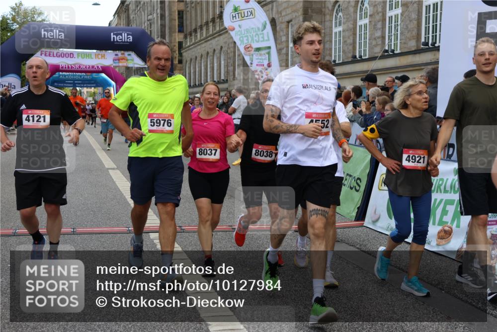 06.09.2026 - CURREX Alsterlauf Strokosch-Dieckow http://msf.ph/oto/10127984 06.09.2026 10:01:42 Ziel 2249, 2385, 2496, 2733, 2977, 3115, 3544, 3563, 4067, 4073, 4121, 4259, 4551, 4552, 4608, 4638, 4921, 5106, 5186, 5192, 5388, 5429, 5669, 5734, 5918, 5976, 6114, 8037, 8038, 8062 meine-sportfotos.de