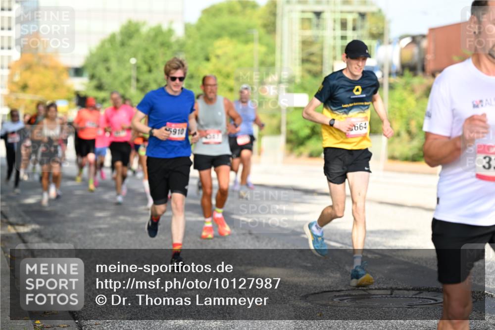06.09.2026 - CURREX Alsterlauf Dr. Thomas Lammeyer http://msf.ph/oto/10127987 06.09.2026 09:48:09 Laufen 5910, 664, 3 meine-sportfotos.de