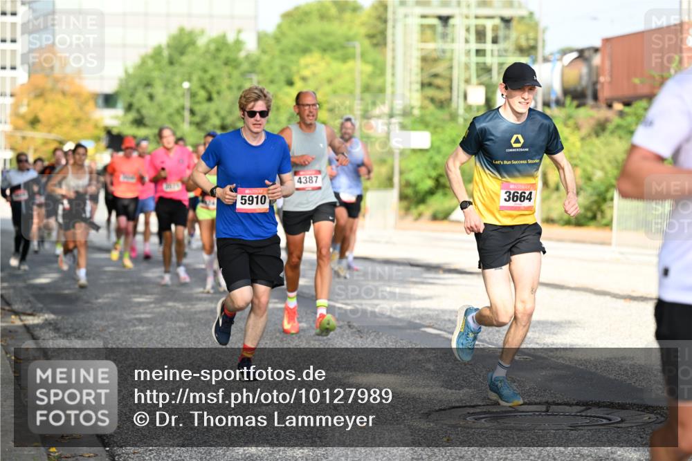 06.09.2026 - CURREX Alsterlauf Dr. Thomas Lammeyer http://msf.ph/oto/10127989 06.09.2026 09:48:09 Laufen 5910, 4387, 3664 meine-sportfotos.de