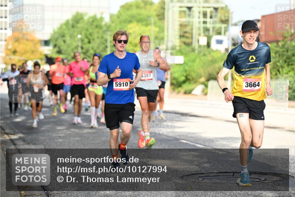 06.09.2026 - CURREX Alsterlauf Dr. Thomas Lammeyer http://msf.ph/oto/10127994 06.09.2026 09:48:09 Laufen 5910, 387, 3664 meine-sportfotos.de