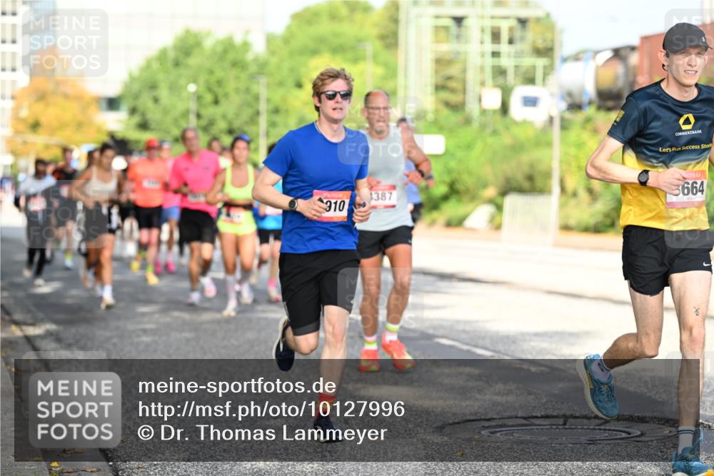 06.09.2026 - CURREX Alsterlauf Dr. Thomas Lammeyer http://msf.ph/oto/10127996 06.09.2026 09:48:09 Laufen 310, 1387, 3664 meine-sportfotos.de