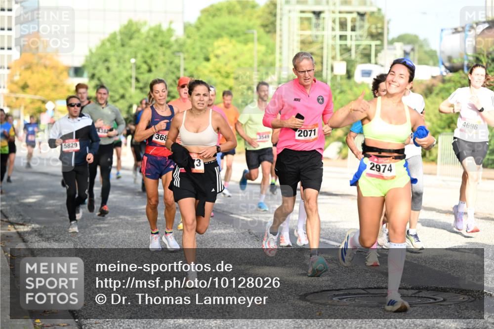 06.09.2026 - CURREX Alsterlauf Dr. Thomas Lammeyer http://msf.ph/oto/10128026 06.09.2026 09:48:12 Laufen 368, 5829, 3, 3549, 2071, 2974, 4696 meine-sportfotos.de