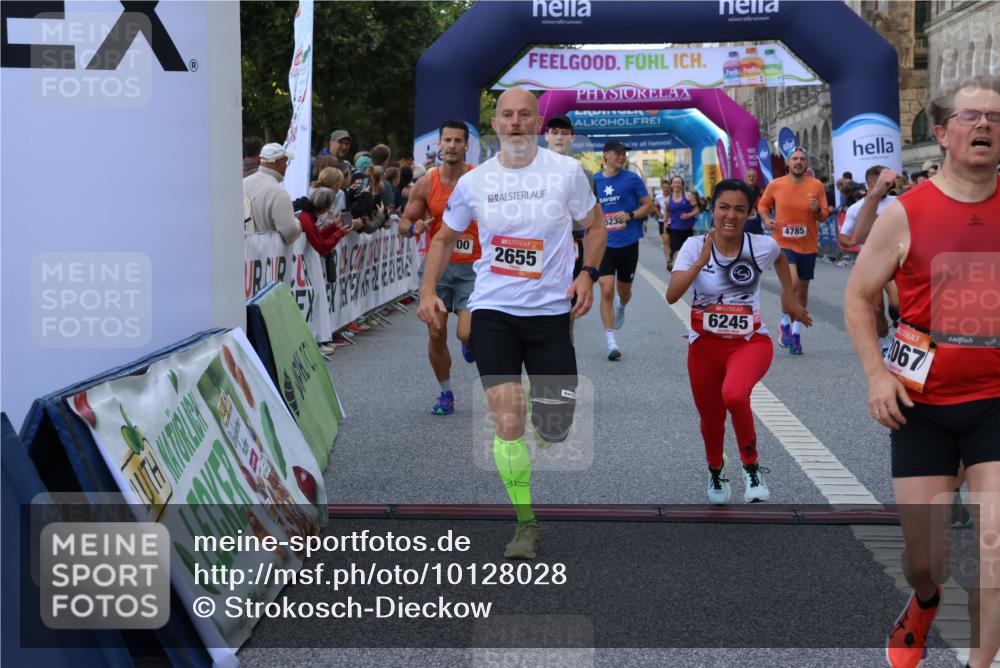 06.09.2026 - CURREX Alsterlauf Strokosch-Dieckow http://msf.ph/oto/10128028 06.09.2026 09:49:00 Ziel 2067, 2655, 2693, 3009, 3074, 3533, 4579, 4785, 5034, 5378, 5400, 5929, 5992, 6041, 6124, 6236, 6245 meine-sportfotos.de