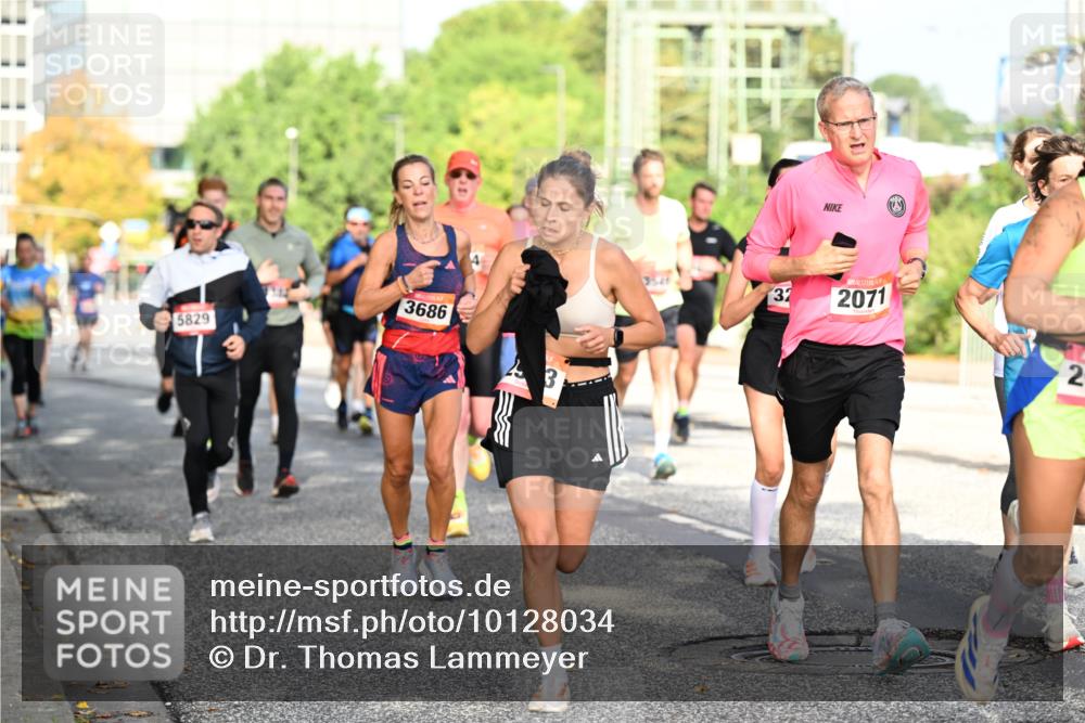 06.09.2026 - CURREX Alsterlauf Dr. Thomas Lammeyer http://msf.ph/oto/10128034 06.09.2026 09:48:13 Laufen 3686, 5829, 3, 3545, 37, 2071, 2 meine-sportfotos.de