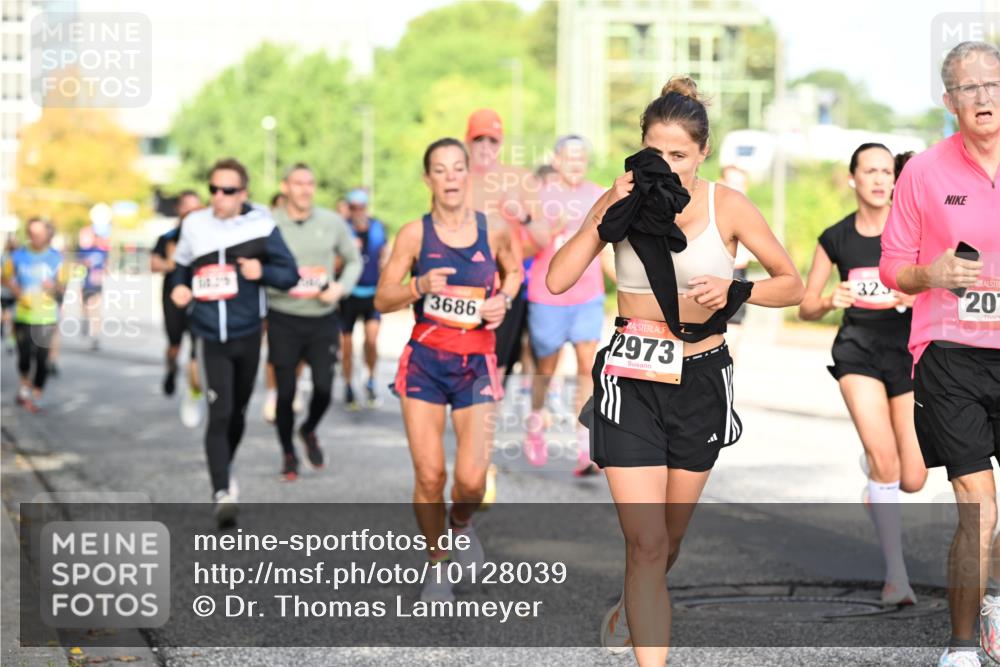 06.09.2026 - CURREX Alsterlauf Dr. Thomas Lammeyer http://msf.ph/oto/10128039 06.09.2026 09:48:14 Laufen 11, 1025, 3686, 2973, 325, 20 meine-sportfotos.de