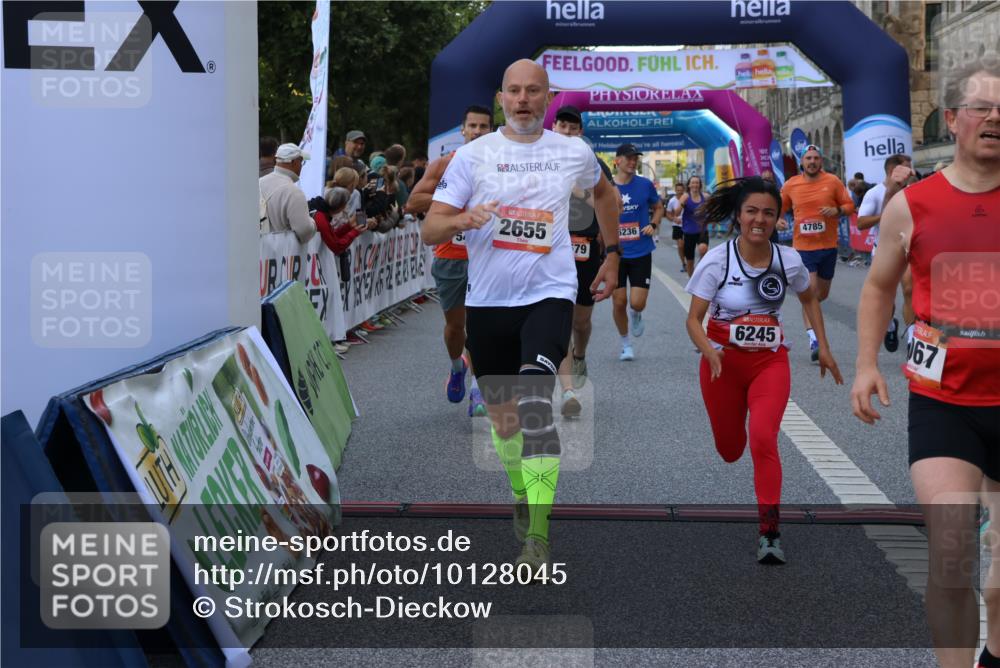 06.09.2026 - CURREX Alsterlauf Strokosch-Dieckow http://msf.ph/oto/10128045 06.09.2026 09:49:00 Ziel 2067, 2655, 2693, 3009, 3074, 3533, 4579, 4785, 5034, 5378, 5400, 5929, 5992, 6041, 6124, 6236, 6245 meine-sportfotos.de