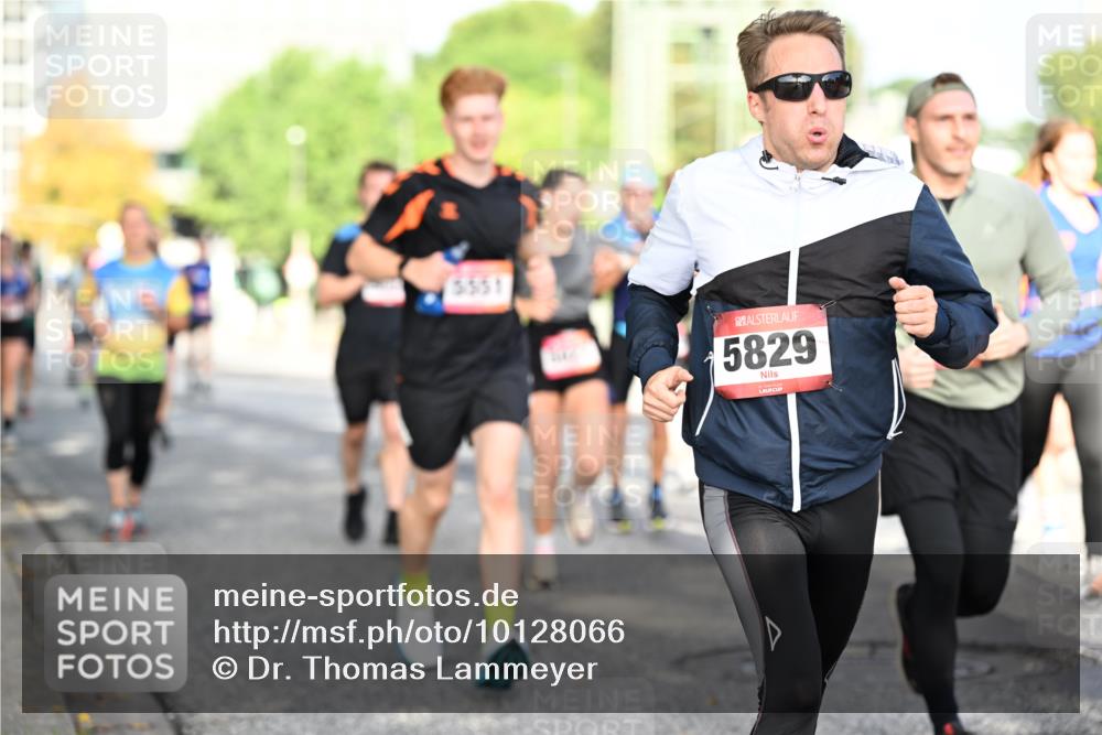 06.09.2026 - CURREX Alsterlauf Dr. Thomas Lammeyer http://msf.ph/oto/10128066 06.09.2026 09:48:16 Laufen 5551, 5829 meine-sportfotos.de