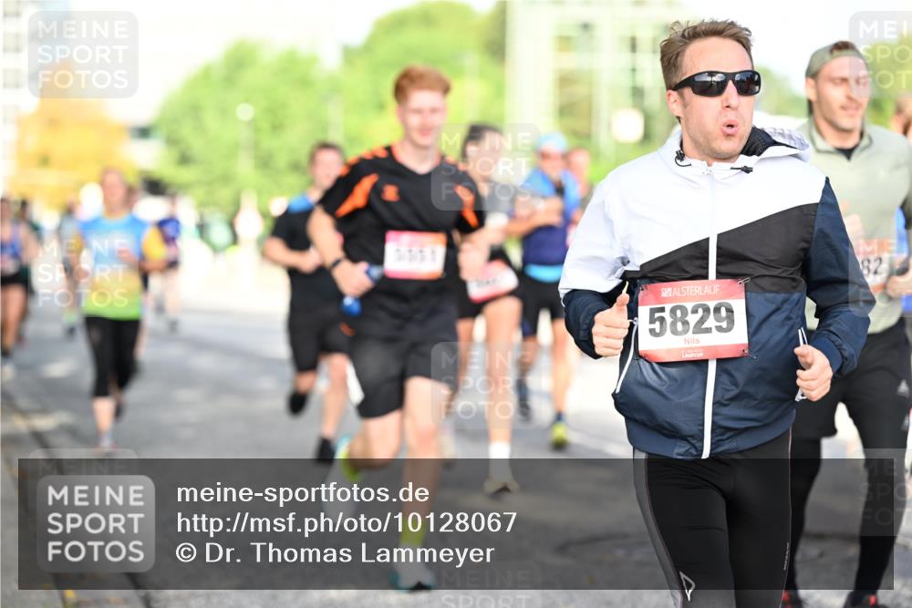 06.09.2026 - CURREX Alsterlauf Dr. Thomas Lammeyer http://msf.ph/oto/10128067 06.09.2026 09:48:17 Laufen 5558, 5829, 82 meine-sportfotos.de