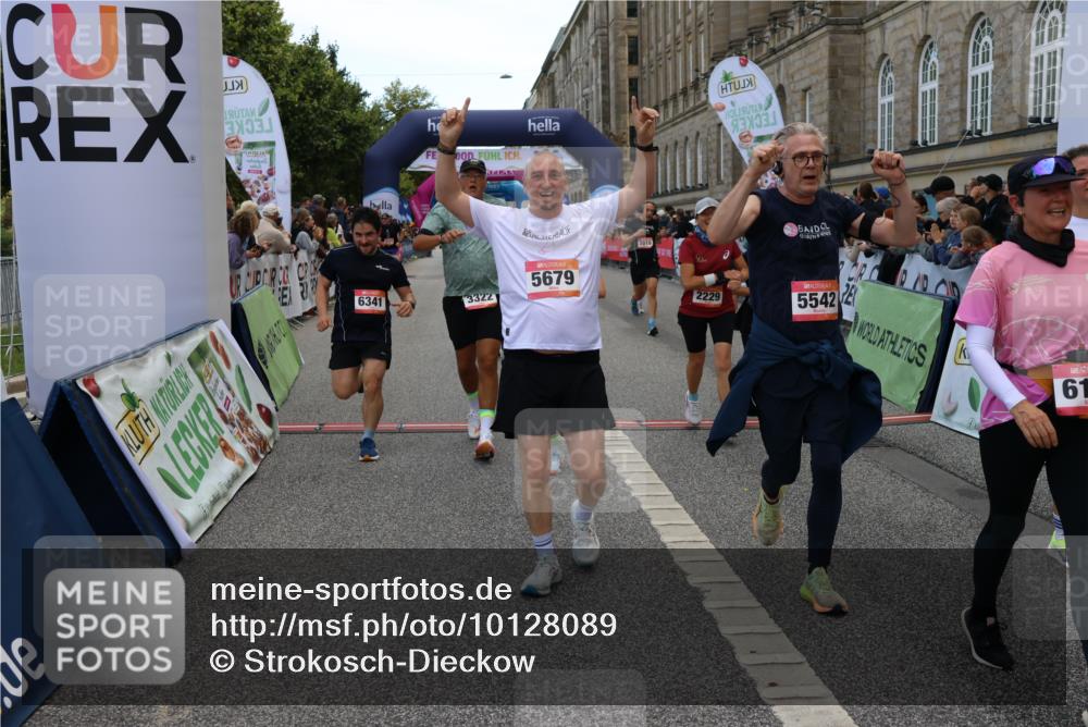 06.09.2026 - CURREX Alsterlauf Strokosch-Dieckow http://msf.ph/oto/10128089 06.09.2026 10:01:54 Ziel 2040, 2229, 2375, 2977, 3150, 3322, 3448, 3563, 3618, 4117, 4162, 4608, 4618, 5186, 5265, 5380, 5542, 5679, 5899, 6171, 6341, 8096, 8122 meine-sportfotos.de