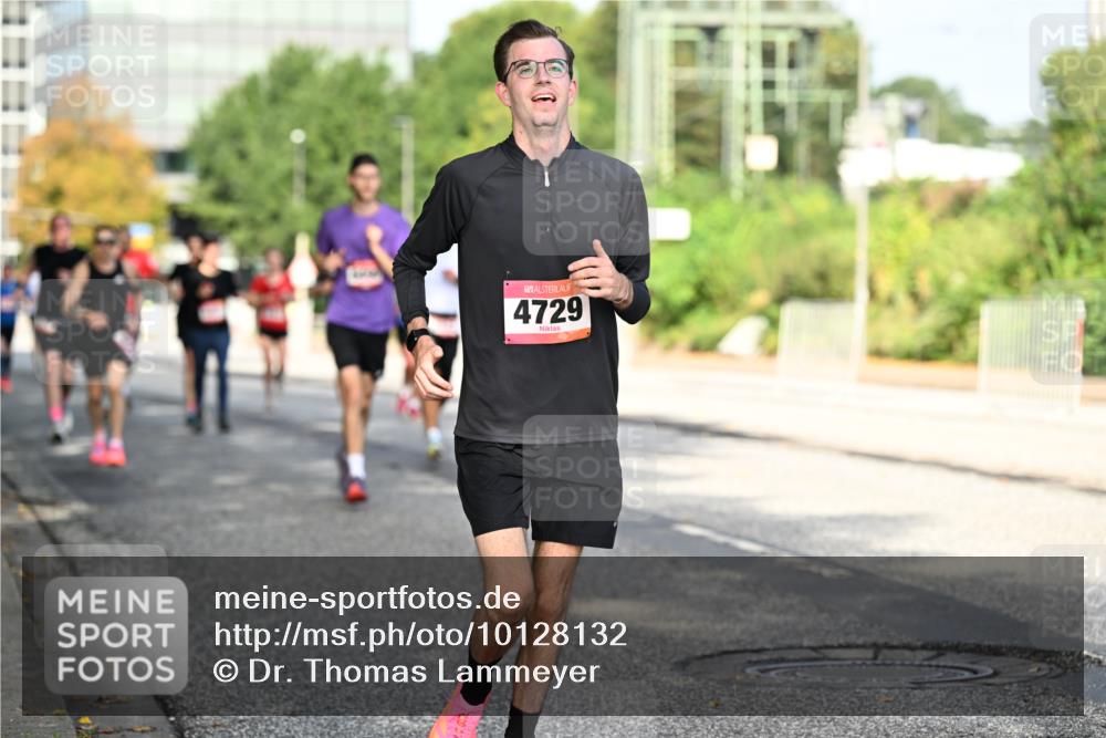 06.09.2026 - CURREX Alsterlauf Dr. Thomas Lammeyer http://msf.ph/oto/10128132 06.09.2026 09:48:27 Laufen 4729 meine-sportfotos.de