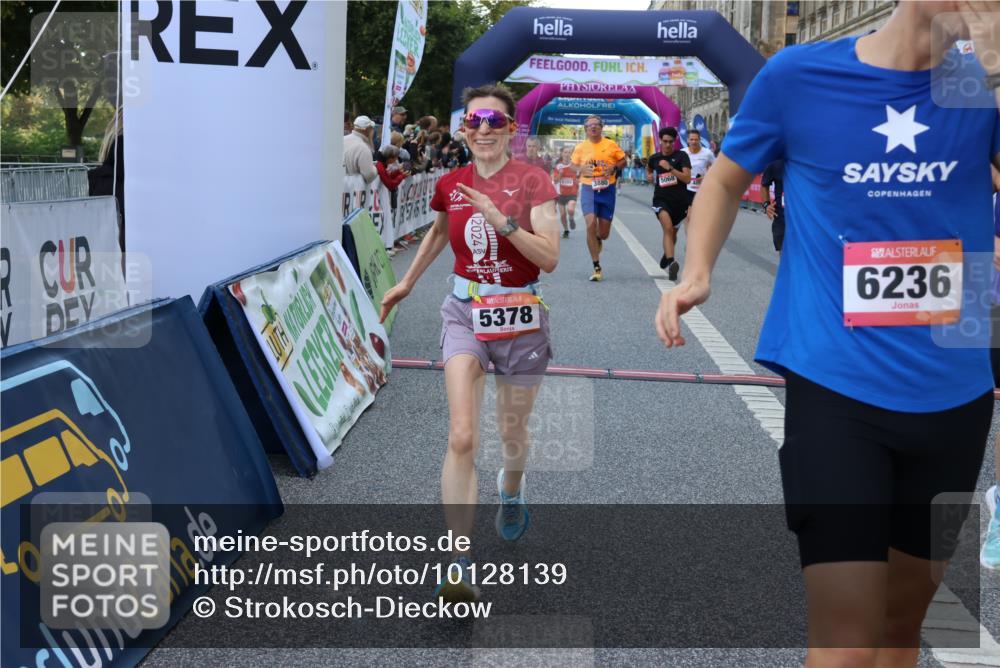 06.09.2026 - CURREX Alsterlauf Strokosch-Dieckow http://msf.ph/oto/10128139 06.09.2026 09:49:05 Ziel 2067, 2655, 2693, 3009, 3533, 3880, 4037, 4579, 4785, 5034, 5068, 5251, 5378, 5400, 5992, 6041, 6124, 6236, 6245, 6380, 8106 meine-sportfotos.de