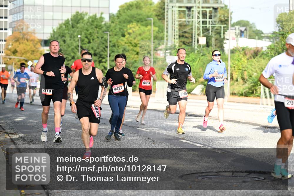06.09.2026 - CURREX Alsterlauf Dr. Thomas Lammeyer http://msf.ph/oto/10128147 06.09.2026 09:48:31 Laufen 2719, 839, 4427, 6453, 3286, 5596, 20 meine-sportfotos.de