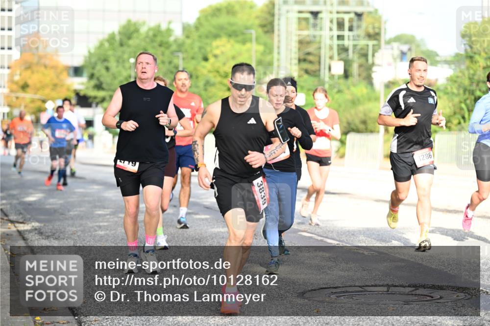 06.09.2026 - CURREX Alsterlauf Dr. Thomas Lammeyer http://msf.ph/oto/10128162 06.09.2026 09:48:32 Laufen 779, 3839 meine-sportfotos.de