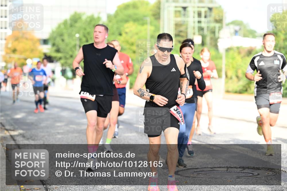 06.09.2026 - CURREX Alsterlauf Dr. Thomas Lammeyer http://msf.ph/oto/10128165 06.09.2026 09:48:32 Laufen 987, 3839 meine-sportfotos.de
