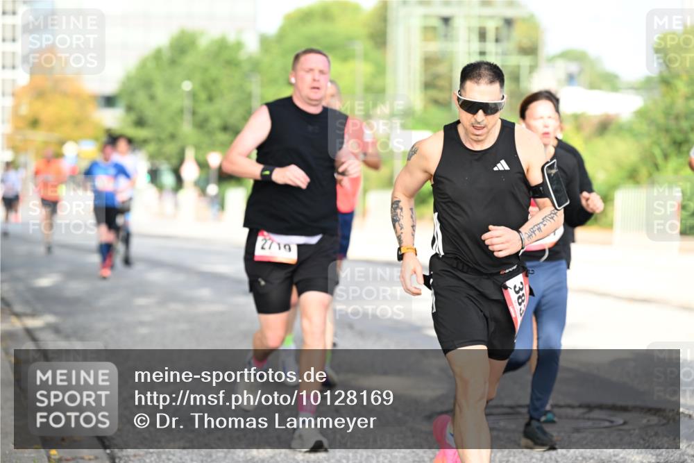 06.09.2026 - CURREX Alsterlauf Dr. Thomas Lammeyer http://msf.ph/oto/10128169 06.09.2026 09:48:33 Laufen 2719, 38 meine-sportfotos.de