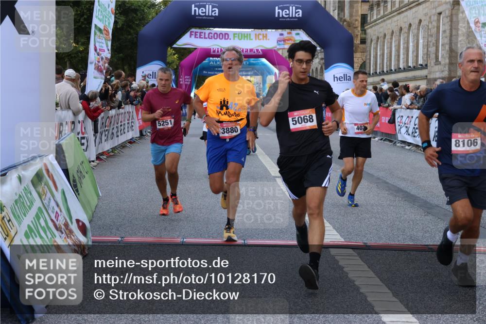 06.09.2026 - CURREX Alsterlauf Strokosch-Dieckow http://msf.ph/oto/10128170 06.09.2026 09:49:07 Ziel 2693, 3533, 3880, 3898, 4037, 4579, 4785, 5034, 5068, 5251, 5378, 5400, 5448, 5992, 6041, 6124, 6236, 6245, 6380, 8106 meine-sportfotos.de