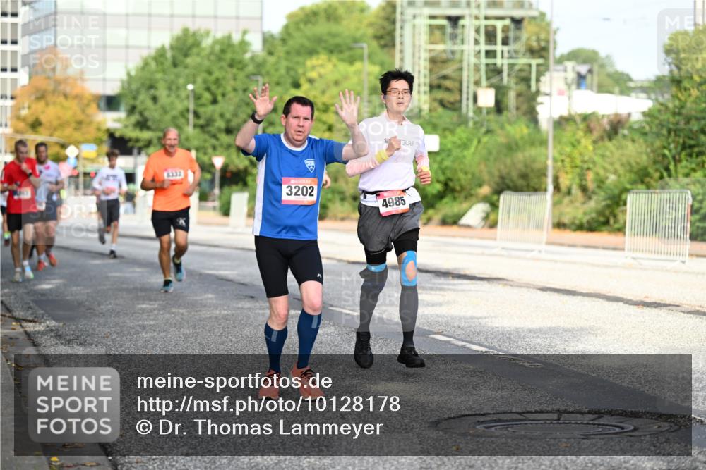 06.09.2026 - CURREX Alsterlauf Dr. Thomas Lammeyer http://msf.ph/oto/10128178 06.09.2026 09:48:38 Laufen 3202, 4985 meine-sportfotos.de