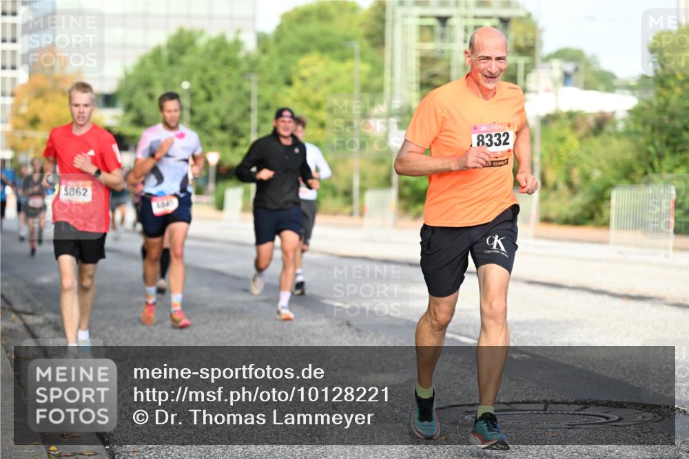 06.09.2026 - CURREX Alsterlauf Dr. Thomas Lammeyer http://msf.ph/oto/10128221 06.09.2026 09:48:43 Laufen 5862, 8332 meine-sportfotos.de