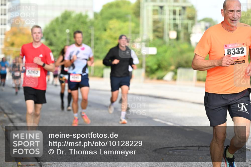 06.09.2026 - CURREX Alsterlauf Dr. Thomas Lammeyer http://msf.ph/oto/10128229 06.09.2026 09:48:43 Laufen 8332, 5862 meine-sportfotos.de