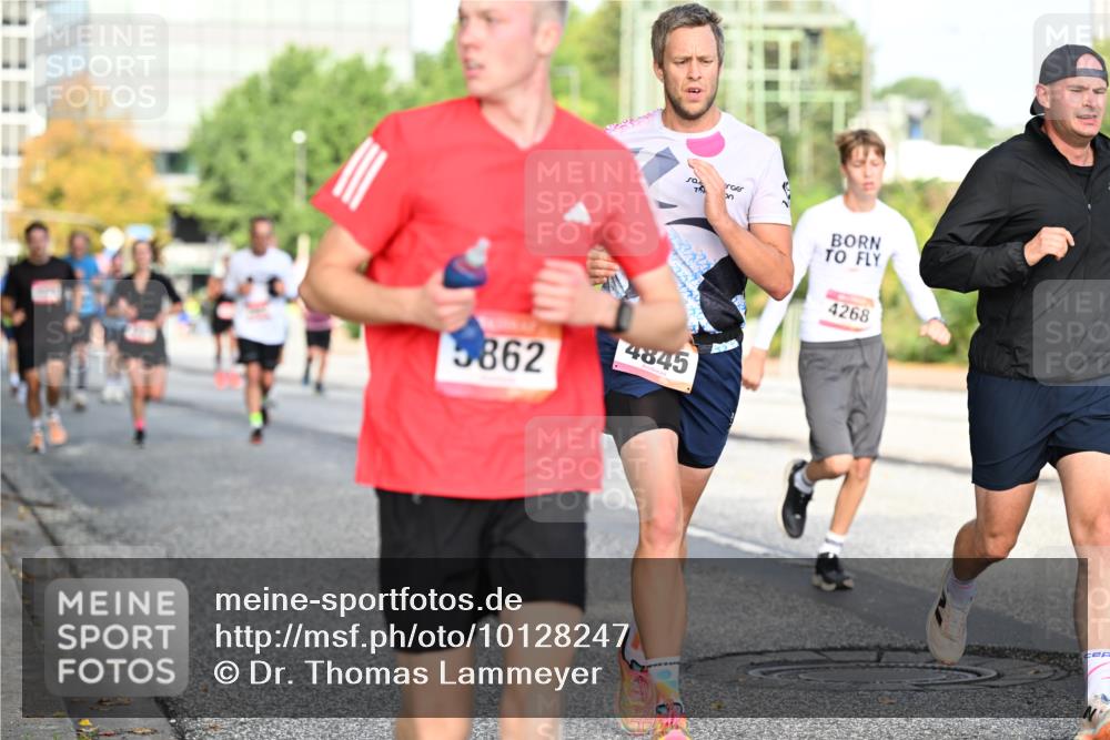 06.09.2026 - CURREX Alsterlauf Dr. Thomas Lammeyer http://msf.ph/oto/10128247 06.09.2026 09:48:45 Laufen 5862, 4845, 4268 meine-sportfotos.de