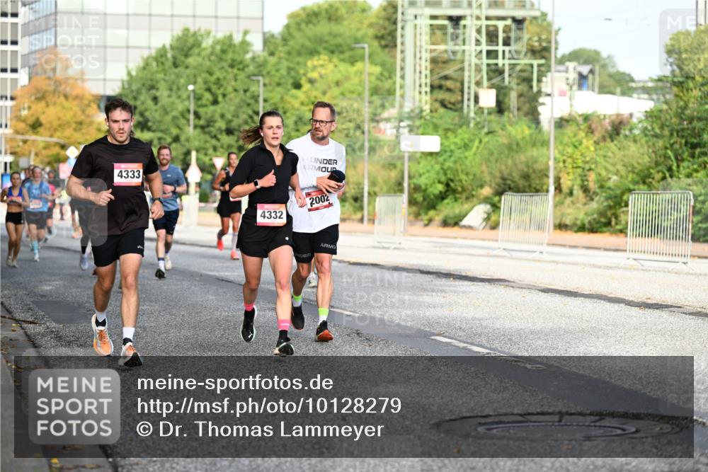06.09.2026 - CURREX Alsterlauf Dr. Thomas Lammeyer http://msf.ph/oto/10128279 06.09.2026 09:48:49 Laufen 4333, 4332, 2002 meine-sportfotos.de