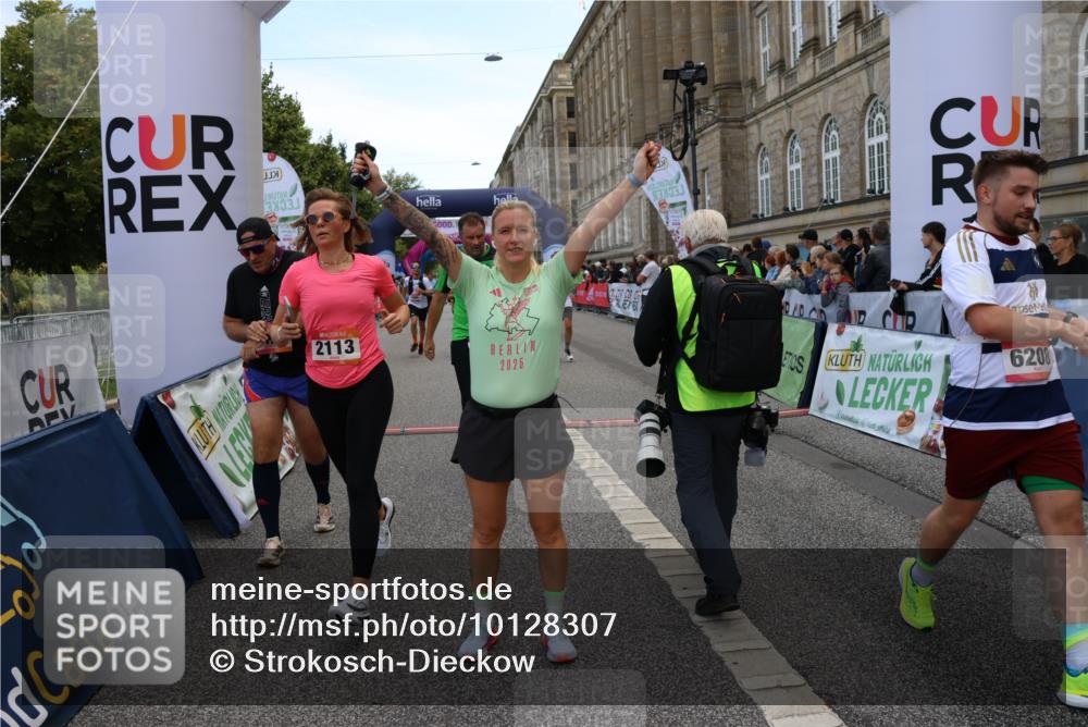 06.09.2026 - CURREX Alsterlauf Strokosch-Dieckow http://msf.ph/oto/10128307 06.09.2026 10:02:03 Ziel 2113, 2775, 3090, 3547, 3585, 3883, 4127, 5013, 5265, 5466, 5485, 5769, 5899, 6208, 8096 meine-sportfotos.de