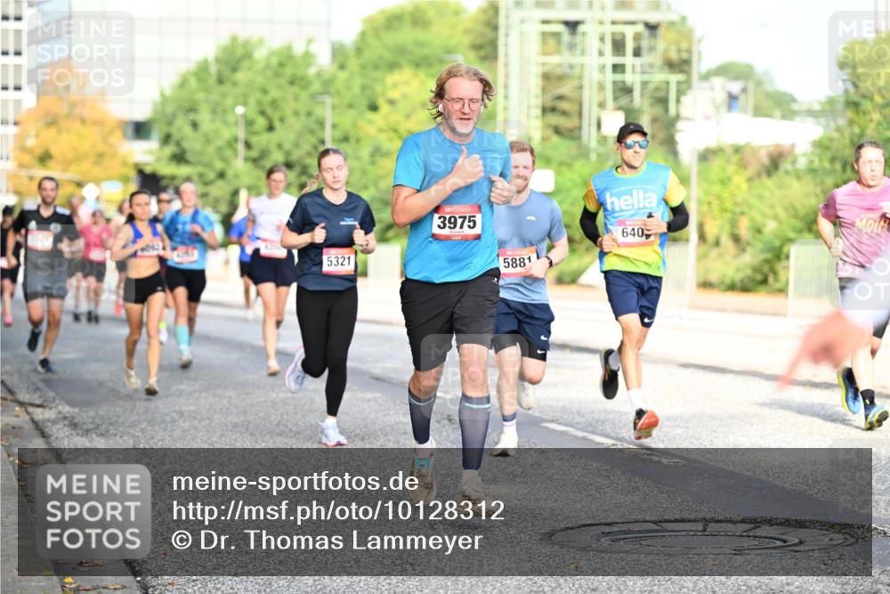 06.09.2026 - CURREX Alsterlauf Dr. Thomas Lammeyer http://msf.ph/oto/10128312 06.09.2026 09:48:53 Laufen 5321, 3975, 5881, 640 meine-sportfotos.de