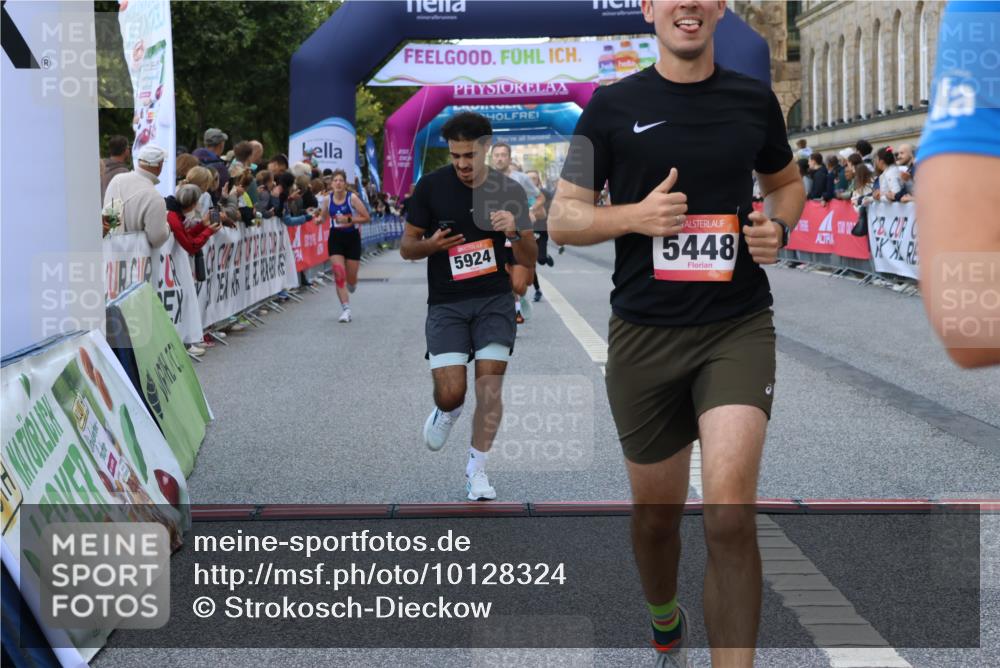 06.09.2026 - CURREX Alsterlauf Strokosch-Dieckow http://msf.ph/oto/10128324 06.09.2026 09:49:13 Ziel 2009, 2216, 3880, 3898, 4037, 4249, 5068, 5251, 5448, 5667, 5924, 6173, 6380, 6415, 8106 meine-sportfotos.de