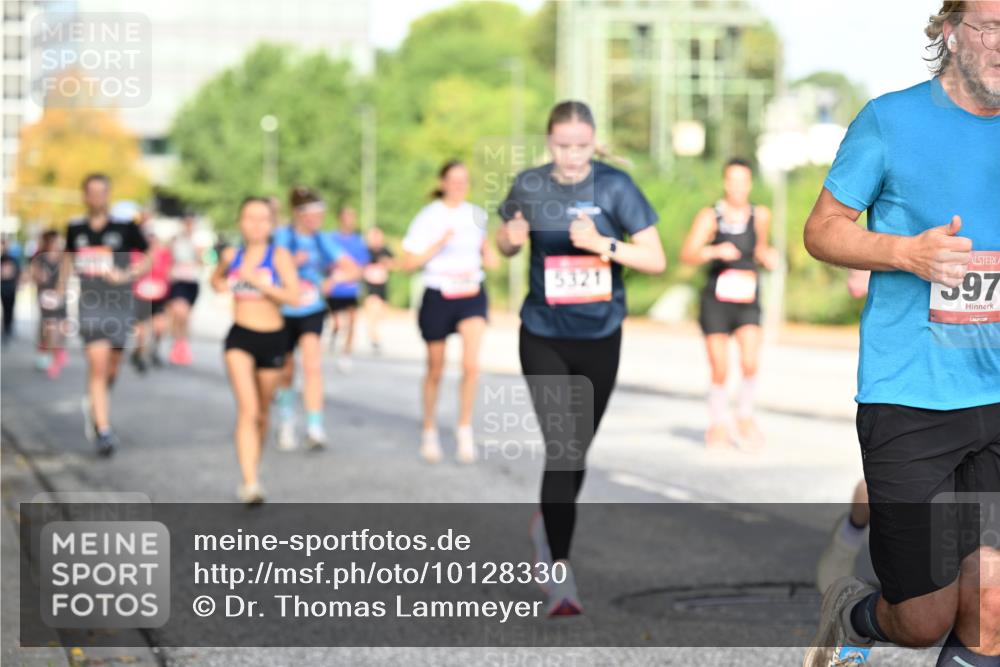 06.09.2026 - CURREX Alsterlauf Dr. Thomas Lammeyer http://msf.ph/oto/10128330 06.09.2026 09:48:55 Laufen 5321, 597 meine-sportfotos.de