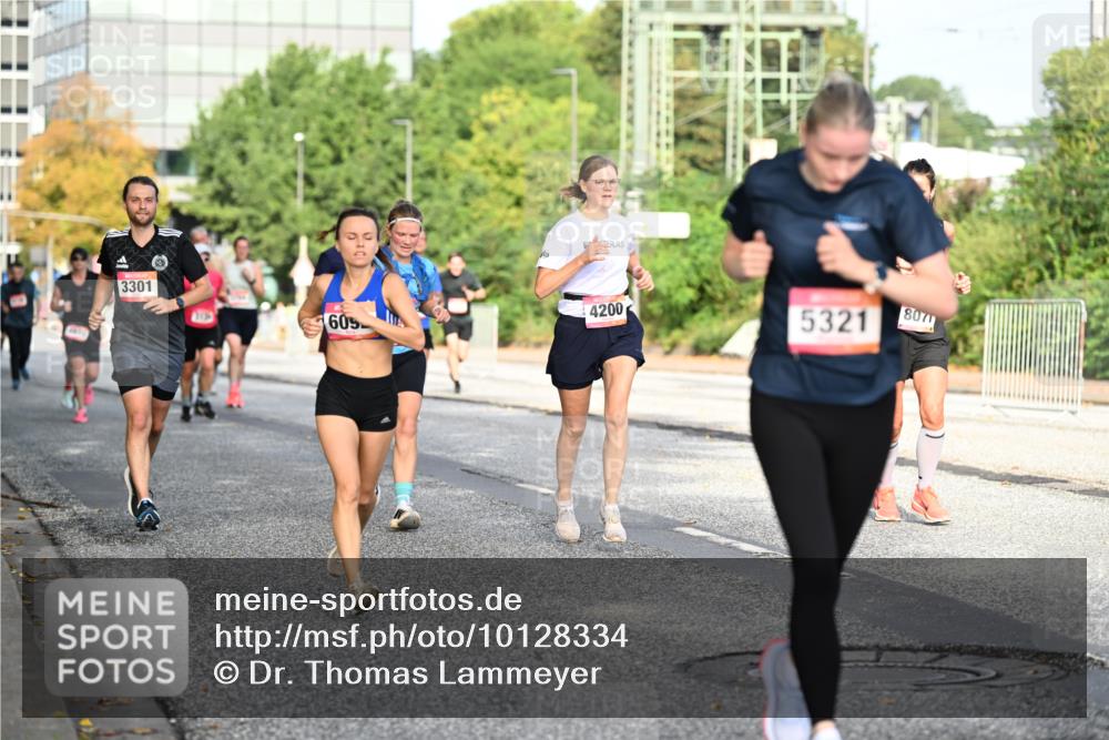 06.09.2026 - CURREX Alsterlauf Dr. Thomas Lammeyer http://msf.ph/oto/10128334 06.09.2026 09:48:55 Laufen 3301, 609, 4200, 5321, 8071 meine-sportfotos.de