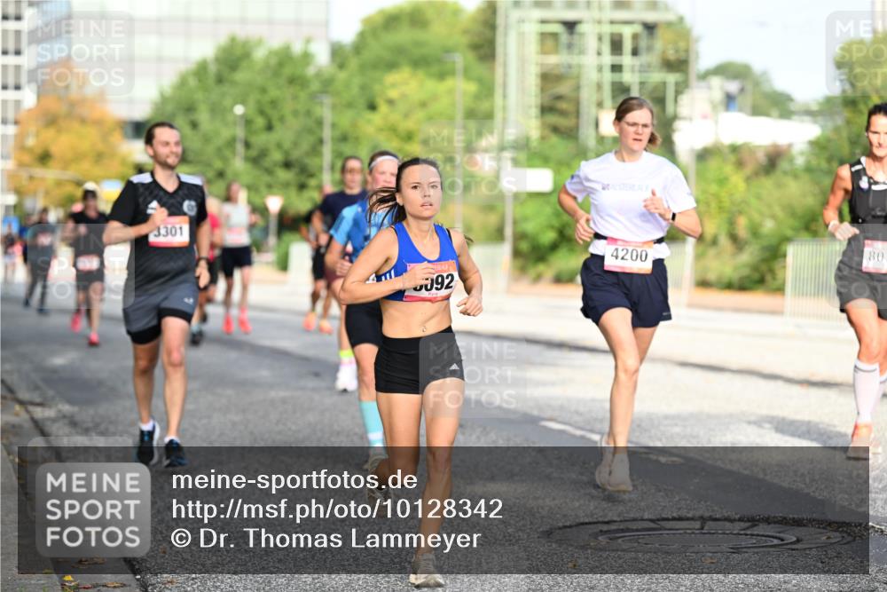 06.09.2026 - CURREX Alsterlauf Dr. Thomas Lammeyer http://msf.ph/oto/10128342 06.09.2026 09:48:56 Laufen 3301, 92, 4200, 80 meine-sportfotos.de
