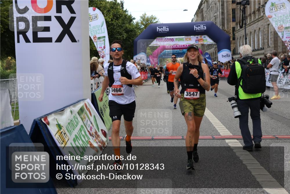 06.09.2026 - CURREX Alsterlauf Strokosch-Dieckow http://msf.ph/oto/10128343 06.09.2026 10:02:06 Ziel 2113, 2775, 3090, 3547, 3585, 3883, 4097, 4127, 4734, 5013, 5265, 5466, 5485, 5769, 6208, 8175 meine-sportfotos.de