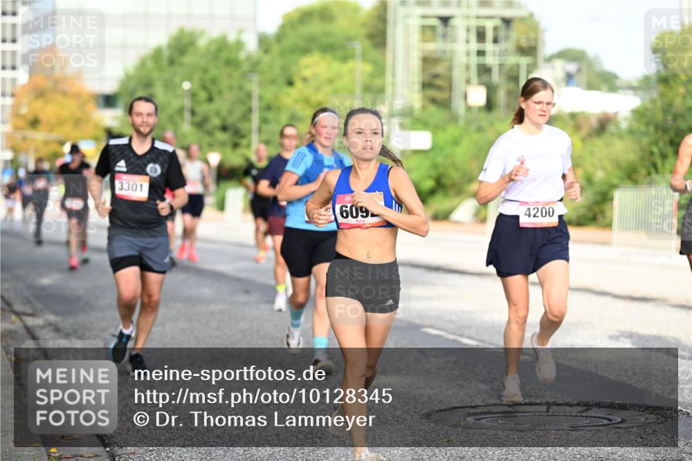 06.09.2026 - CURREX Alsterlauf Dr. Thomas Lammeyer http://msf.ph/oto/10128345 06.09.2026 09:48:57 Laufen 3301, 609, 4200 meine-sportfotos.de