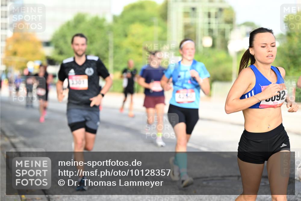 06.09.2026 - CURREX Alsterlauf Dr. Thomas Lammeyer http://msf.ph/oto/10128357 06.09.2026 09:48:58 Laufen 2301, 92 meine-sportfotos.de