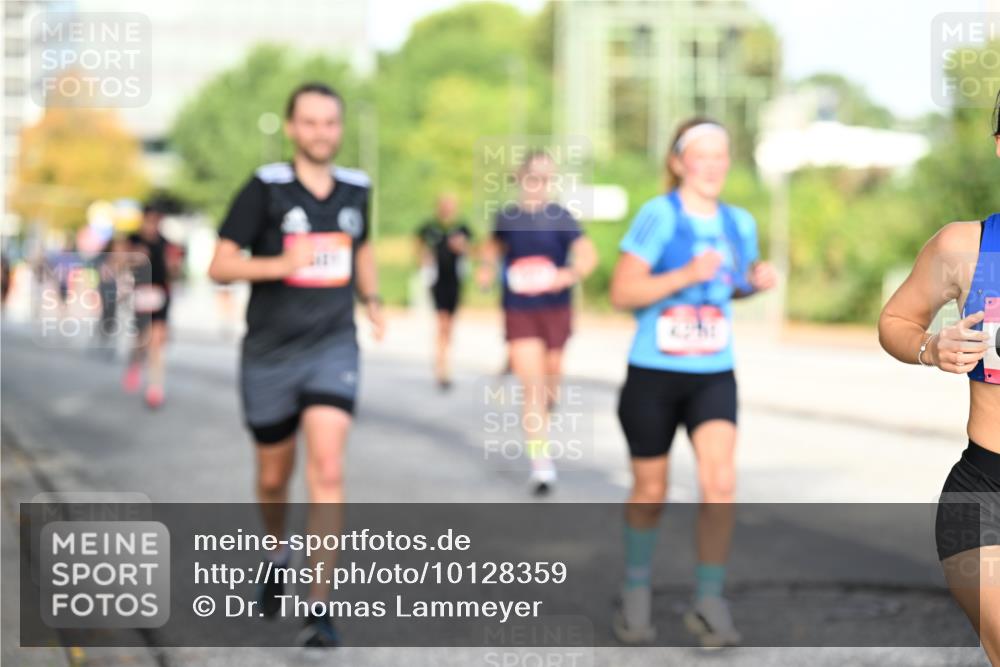 06.09.2026 - CURREX Alsterlauf Dr. Thomas Lammeyer http://msf.ph/oto/10128359 06.09.2026 09:48:58 Laufen  meine-sportfotos.de