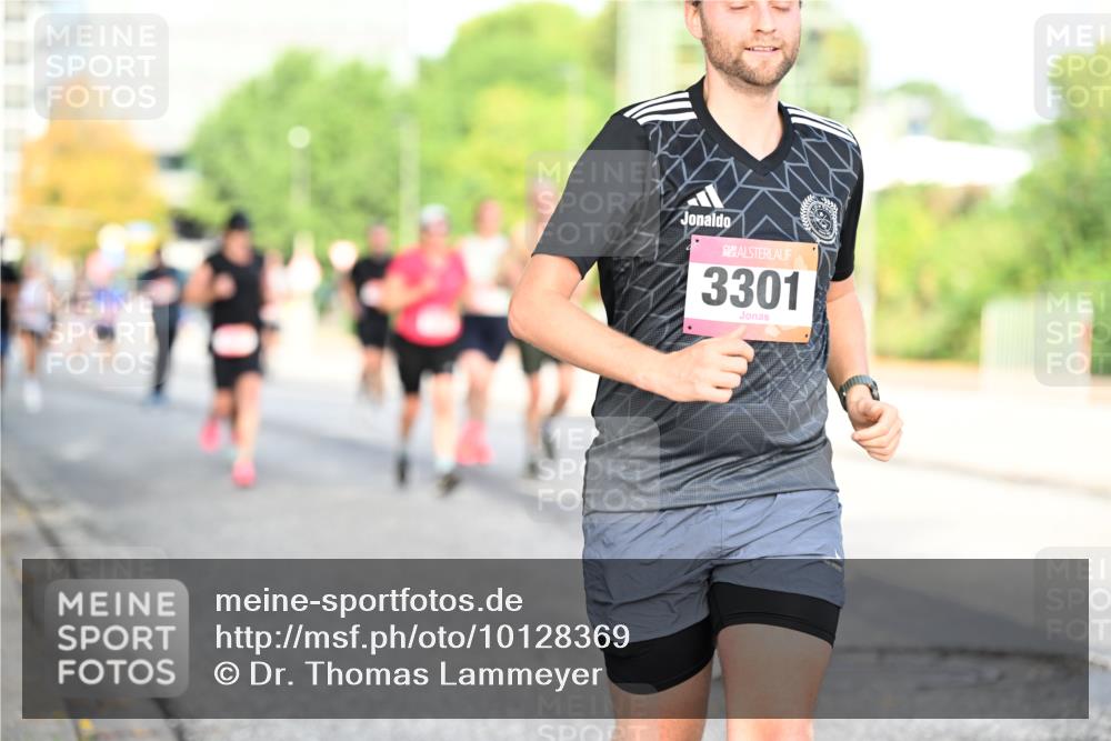 06.09.2026 - CURREX Alsterlauf Dr. Thomas Lammeyer http://msf.ph/oto/10128369 06.09.2026 09:48:59 Laufen 3301 meine-sportfotos.de