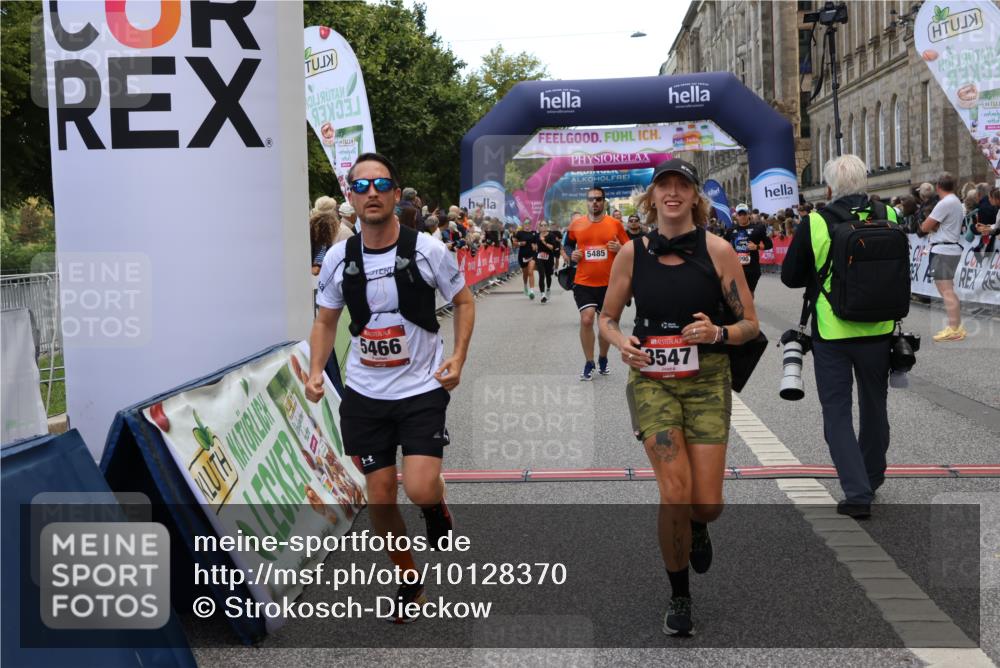 06.09.2026 - CURREX Alsterlauf Strokosch-Dieckow http://msf.ph/oto/10128370 06.09.2026 10:02:06 Ziel 2113, 2775, 3090, 3547, 3585, 3883, 4097, 4127, 4734, 5013, 5265, 5466, 5485, 5769, 6208, 8175 meine-sportfotos.de