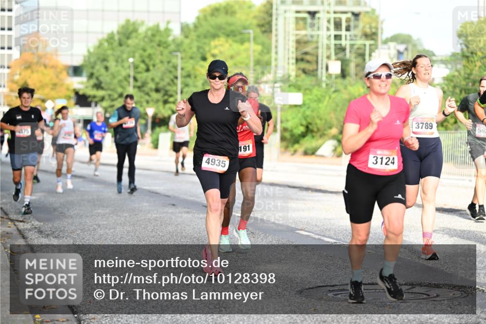 06.09.2026 - CURREX Alsterlauf Dr. Thomas Lammeyer http://msf.ph/oto/10128398 06.09.2026 09:49:03 Laufen 475, 4935, 191, 3124, 3789, 562 meine-sportfotos.de