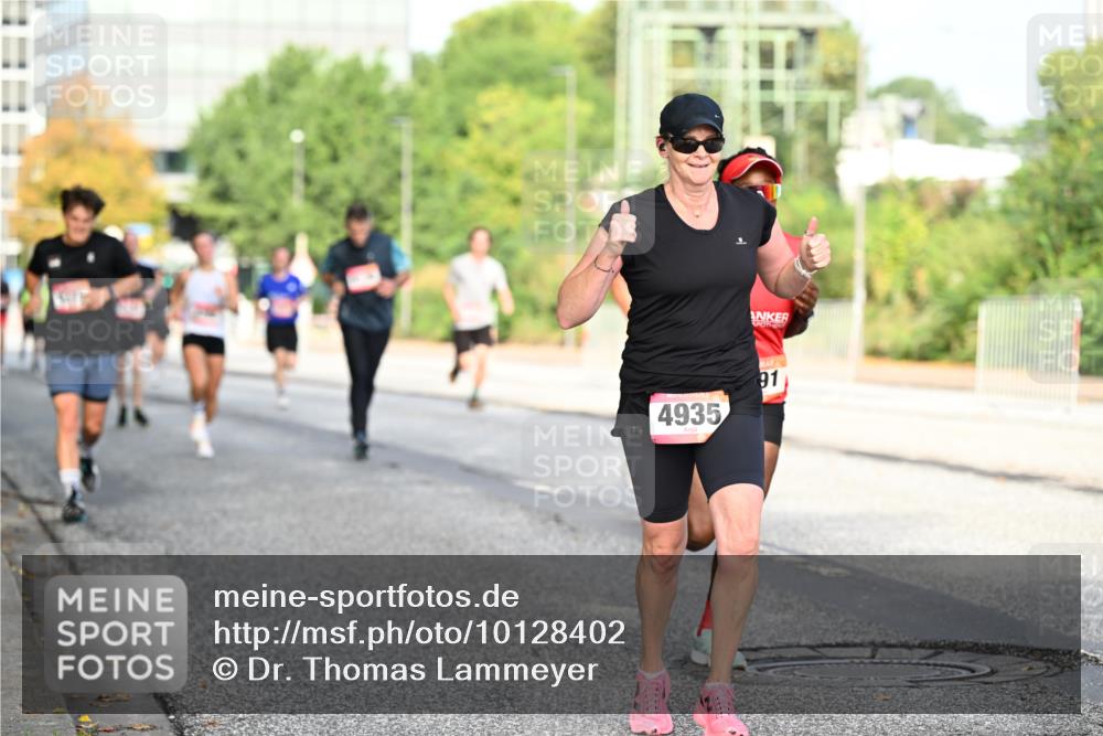 06.09.2026 - CURREX Alsterlauf Dr. Thomas Lammeyer http://msf.ph/oto/10128402 06.09.2026 09:49:04 Laufen 4935, 91 meine-sportfotos.de