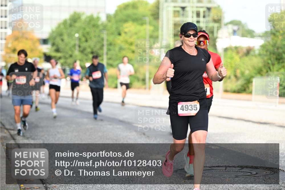 06.09.2026 - CURREX Alsterlauf Dr. Thomas Lammeyer http://msf.ph/oto/10128403 06.09.2026 09:49:04 Laufen 4935 meine-sportfotos.de